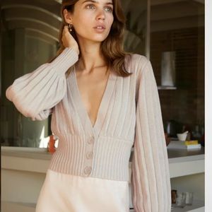 Aritzia Wilfred Plunge Front Cardigan